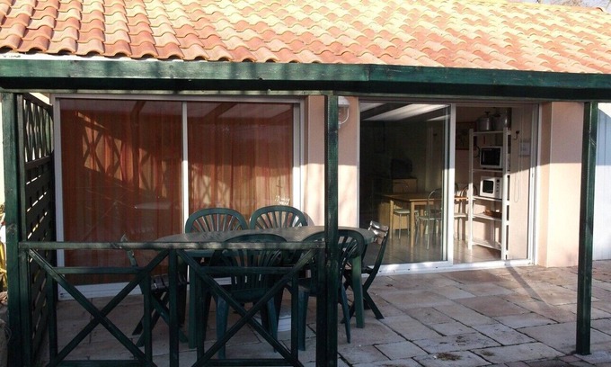 La Baule-Escoublac Cabin | House with covered terrace