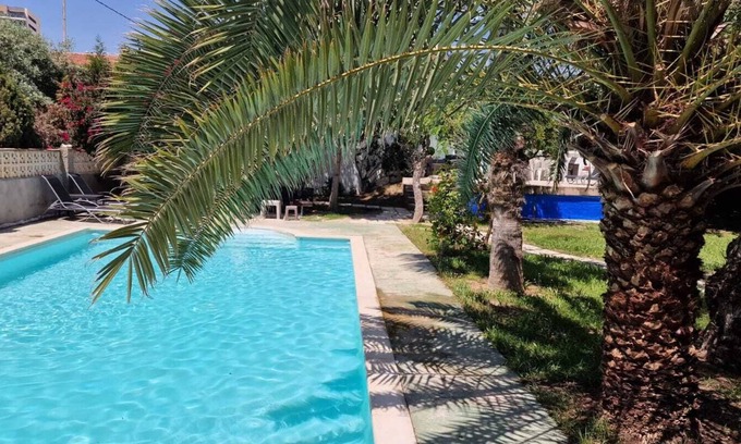Coveta Fuma House | House with exclusive pool and garden 7 min walk from the beach and the center