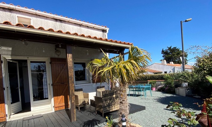 La Bree-les-Bains House | House with garden close to beaches and shops