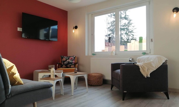 Bethune House | House with garage, terrace, not overlooked, close to all amenities.