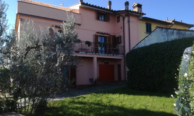 Quarrata House | House with large garden and very panoramic terrace