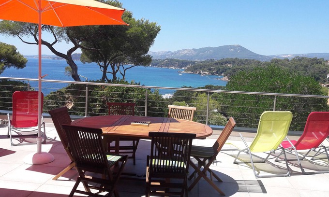Le Pradet House | House with magnificent sea view and private garden, 5-minute walk to the beach