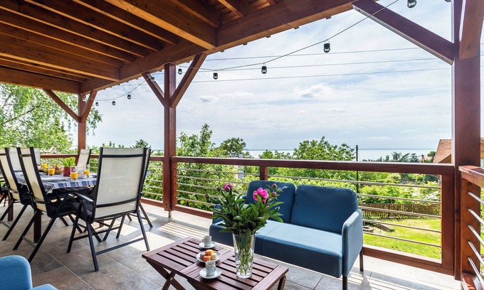 Abrahamhegy House | House With Panorama, Ábrahámhegy, Hungary