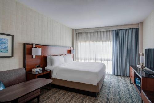 Houston Hotel | Houston Airport Marriott at George Bush Intercontinental