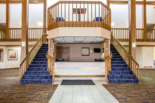 Merrillville Hotel | Howard Johnson by Wyndham Merrillville