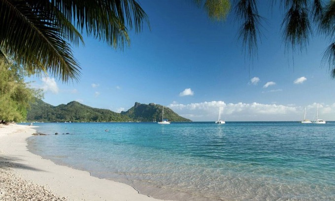 Fare Ski Chalet | HUAHINE-Miki Miki Lodge