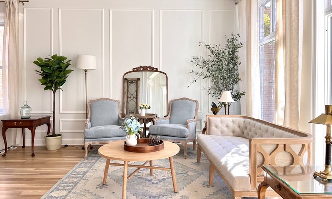 Logan Square House | Huge & Luxurious Logan Sq home,2 car garage,PRIVATE rooftop deck,great location!