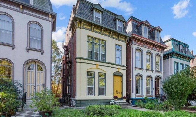 Lafayette Square House | Huge Victorian Home in Historic Lafayette Square