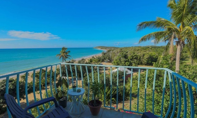 Estate Granard House | Hummingbird Beach Hideaway - all 6 apts & grounds