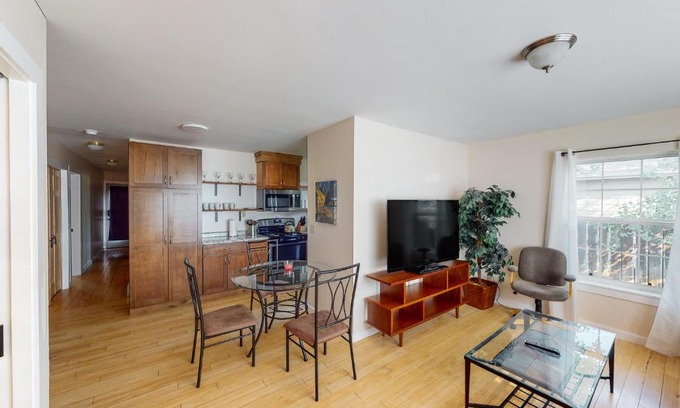 Bozeman House | Hunters Way