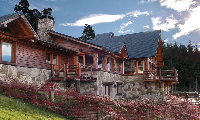 Llao Llao House | HV1 - Stunning Lake Front House in San Carlos de Bariloche