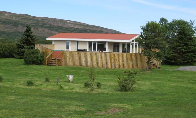 Holmavik House | Hvammur 1 with private hot tub