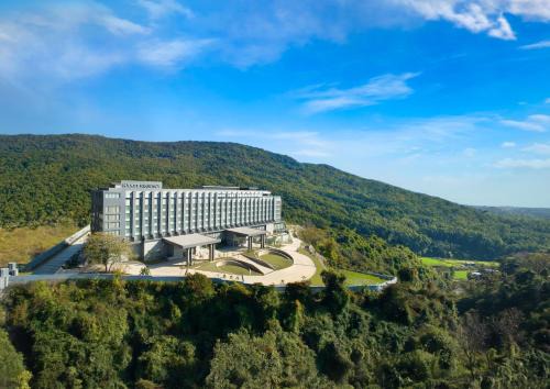 Bullawala Hotel | Hyatt Regency Dehradun Resort and Spa