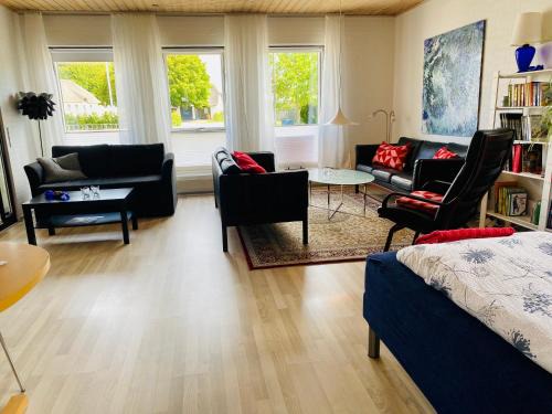 Sejerslev House | Hyggeligt byhus ved glasværkstedet på Nordmors