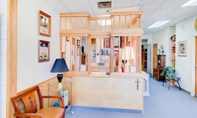 Drumright House | Ideal Mix of Comfort and Value! Short Drive to Cushing Country Club