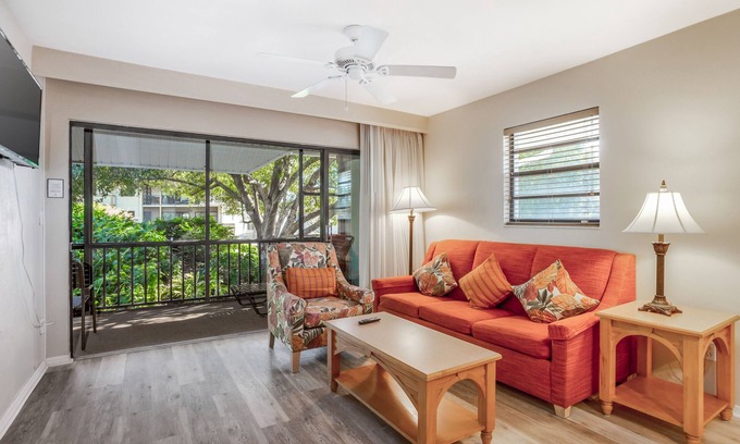 Park Shore Condo | Ideal Naples Getaway W/Shared Pool, Tennis Courts, & Central AC