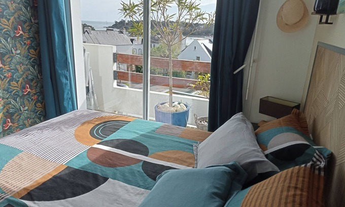 Finistere Apartment | Ideally located apartment 200 ml from the beach