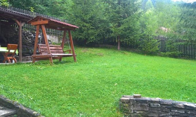Ivanis House | Idylic location in the heart of Transylvania