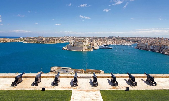 Floriana Apartment | Idyllic Apartment close to Valletta