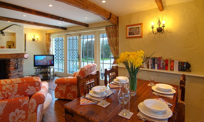 Totnes Cottage | Idyllic Country Cottage at Aish Cross Stoke Gabriel Totnes