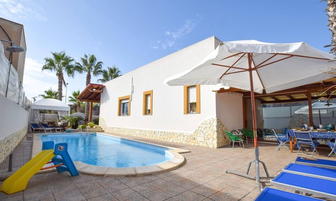 Castelvetrano House | If you are looking for relaxation and culture, this vacation home is the right choice.