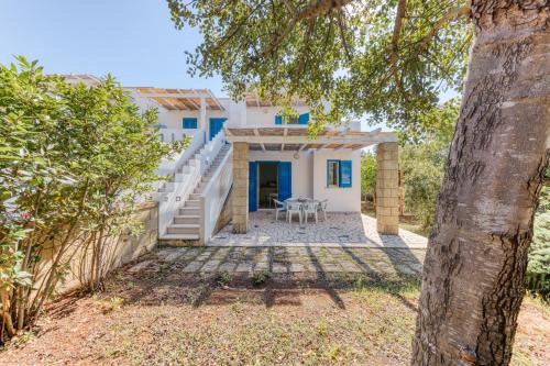 Marina di Novaglie House | Il Carrubo Martella