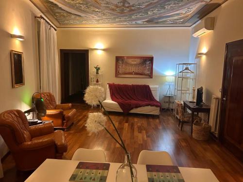 Tolentino Apartment | Il Palco Centrale