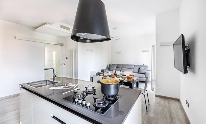 Colombare Apartment | Il Quadrifoglio D4 con Piscina by Wonderful Italy