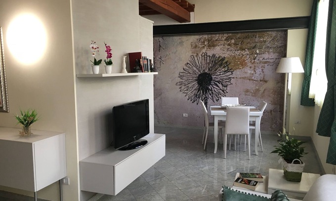 Volta Mantovana Apartment | Il Vicoletto Holiday House on the Morainic Hills, a few km from Lake Garda