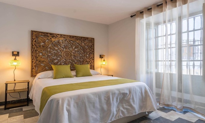 La Catedral Apartment | Ilahi Suite Center Cordoba ⭐