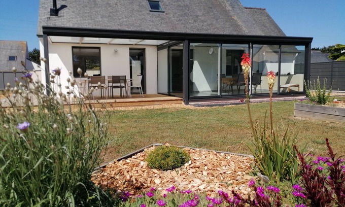 Pleumeur-Bodou House | Île-Grande - Renovated 3★ gîte with enclosed garden & walking beach. Pets welcome!