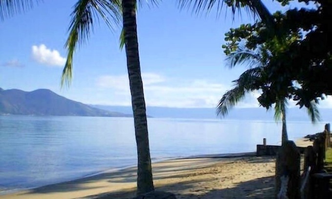 Ilhabela Ski Chalet | Ilha Bela Cond closed chalet for 4 people.