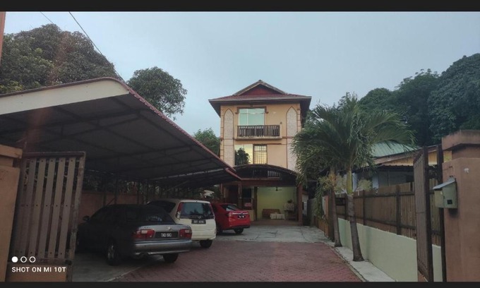Kota Bharu House | ILHAMVILLA GUEST HOUSE Binjai Kubang Kerian