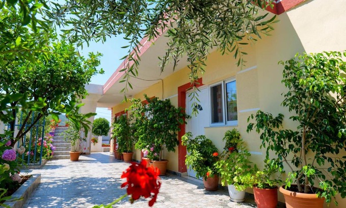 Ksamil House | Ilias House