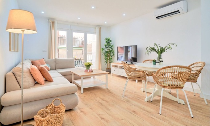 Cruz de Humilladero Apartment | iloftmalaga Blanco Coris