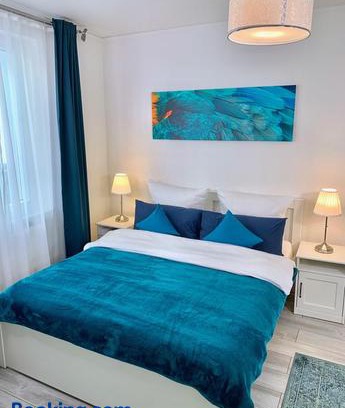 Linz am Rhein Apartment | Im kleinen Stil l