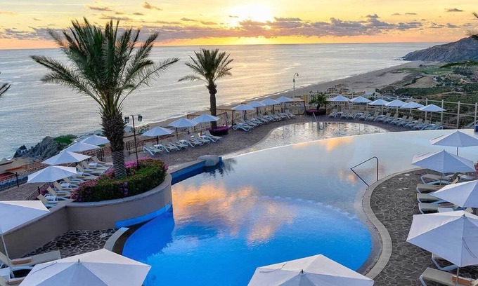 Pedregal Hotel | Imagine waking up to Pacific Ocean views, golden sunsets, and oceanfront suites!