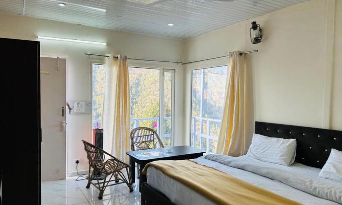 Kanatal Resort | IN APPLE ESTATE KANATAL - Himalayan View Resort with Courteous Staff