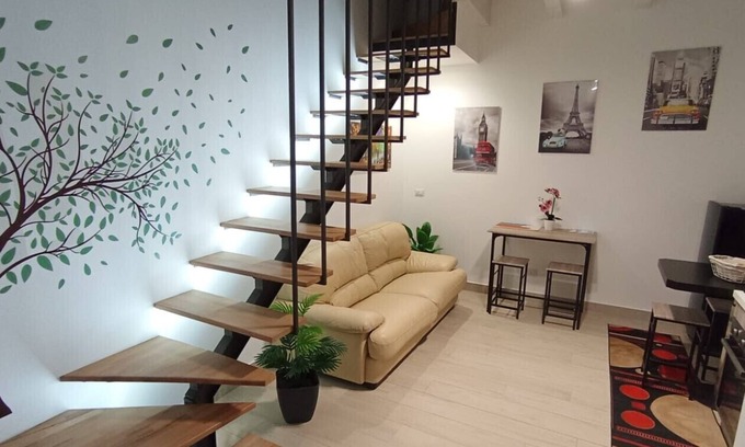 Santa Maria House | In Apulia, in the heart of the city of Barletta, detached house with terrace.