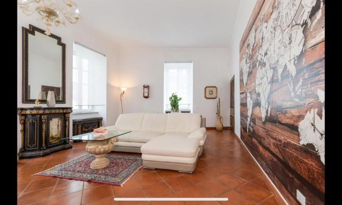 Monti Apartment | IN FRONT OF COLISEUM 2