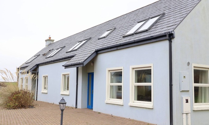Doolin Cottage | In the center of Doolin Village