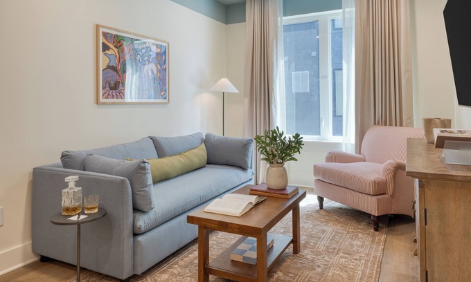 12 South Apartment | In the Heart of 12 South | The Gilmore Hotel