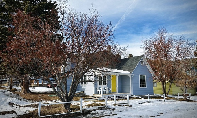 Red Lodge Cottage | In-Town Home, Hot Tub, Wifi & Minutes to Skiing