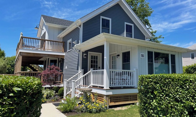 Jamestown Apartment | In town studio