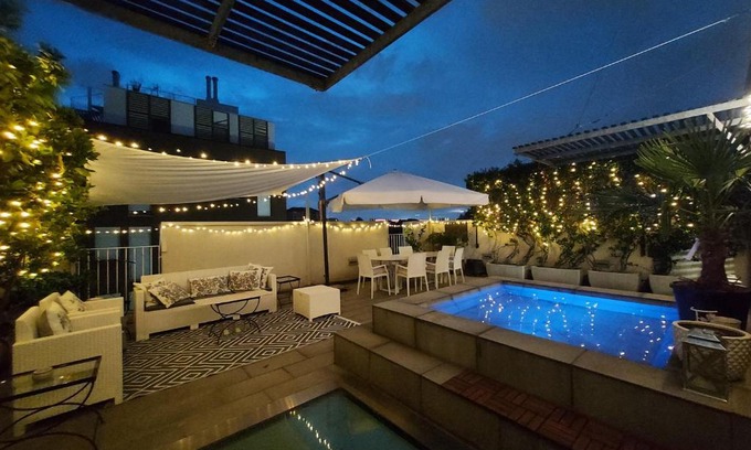 Ortica Apartment | Incantevole super attico con terrazza e piscina