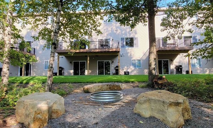 Lake Shore House | Includes Boat Slip on Gull Lake next to Zorbaz and Resort Pools and Amenities