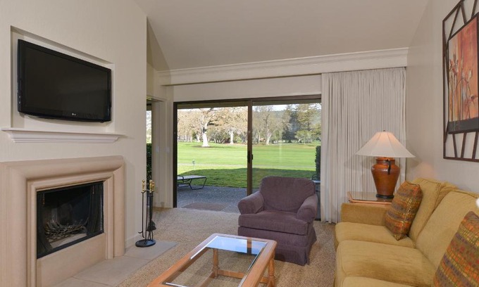 Napa House | Incredible Golf Course View at Silverado