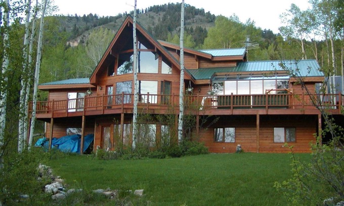 Star Valley Ranch House | Incredible Mountain, Lake, and Golf Course Views, awesome Star-Filled nights.