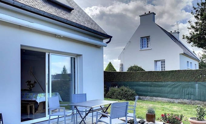 Plurien House | Independent and quiet family house with large garden