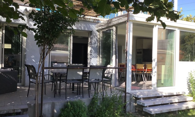 Brignoles House | Independent villa with garden and swimming pool area near downtown